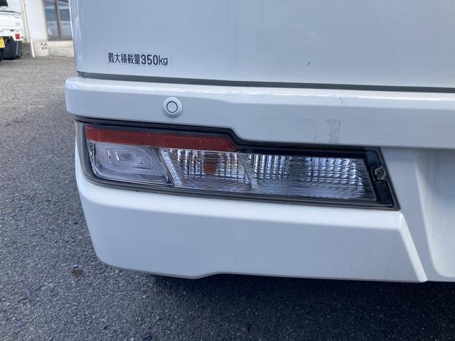 ハイゼットカーゴクルーズＳＡIII４ＷＤ　ＭＴ　ＤＶＤプレイヤー　バックカメラ　衝突被害軽減システム　両側スライドドア　電動格納ドアミラー　フォグランプ　アイドリングストップ　クリアランスソナー　マニュアルエアコン（広島県）の中古車