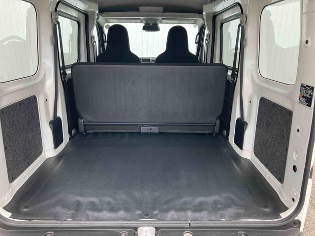 ハイゼットカーゴＤＸ【保証：１２ヶ月、距離無制限】　衝突被害軽減システム　クリアランスソナー　アイドリングストップ　ラジオ　両側スライドドア　オートライト　マニュアルエアコン（広島県）の中古車