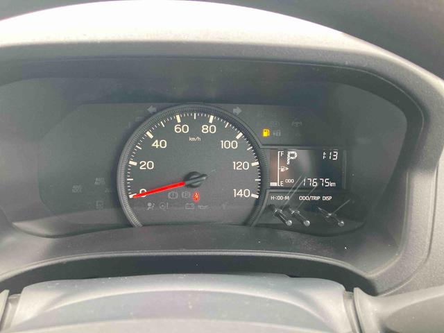 ハイゼットカーゴＤＸ【保証：１２ヶ月、距離無制限】　衝突被害軽減システム　クリアランスソナー　アイドリングストップ　ラジオ　両側スライドドア　オートライト　マニュアルエアコン（広島県）の中古車