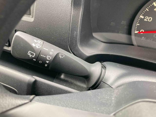 ハイゼットカーゴＤＸ【保証：１２ヶ月、距離無制限】　衝突被害軽減システム　クリアランスソナー　アイドリングストップ　ラジオ　両側スライドドア　オートライト　マニュアルエアコン（広島県）の中古車