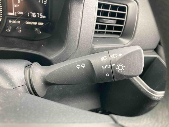 ハイゼットカーゴＤＸ【保証：１２ヶ月、距離無制限】　衝突被害軽減システム　クリアランスソナー　アイドリングストップ　ラジオ　両側スライドドア　オートライト　マニュアルエアコン（広島県）の中古車