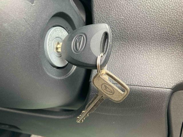 ハイゼットカーゴＤＸ【保証：１２ヶ月、距離無制限】　衝突被害軽減システム　クリアランスソナー　アイドリングストップ　ラジオ　両側スライドドア　オートライト　マニュアルエアコン（広島県）の中古車