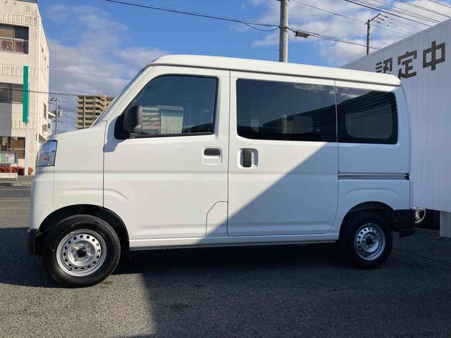 ハイゼットカーゴＤＸ【保証：１２ヶ月、距離無制限】　衝突被害軽減システム　クリアランスソナー　アイドリングストップ　ラジオ　両側スライドドア　オートライト　マニュアルエアコン（広島県）の中古車