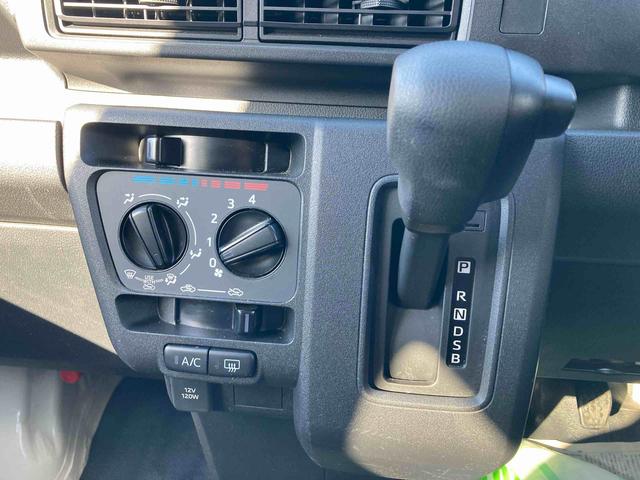 ハイゼットカーゴＤＸ【保証：１２ヶ月、距離無制限】　衝突被害軽減システム　クリアランスソナー　アイドリングストップ　ラジオ　両側スライドドア　オートライト　マニュアルエアコン（広島県）の中古車