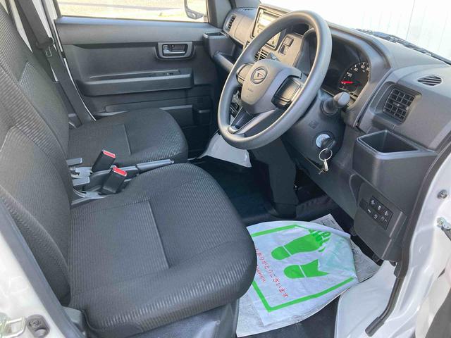 ハイゼットカーゴＤＸ【保証：１２ヶ月、距離無制限】　衝突被害軽減システム　クリアランスソナー　アイドリングストップ　ラジオ　両側スライドドア　オートライト　マニュアルエアコン（広島県）の中古車