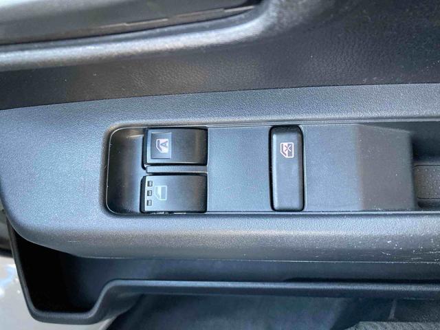 ハイゼットカーゴＤＸ【保証：１２ヶ月、距離無制限】　衝突被害軽減システム　クリアランスソナー　アイドリングストップ　ラジオ　両側スライドドア　オートライト　マニュアルエアコン（広島県）の中古車