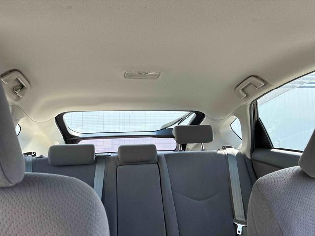 プリウスＳハイブリッド　ナビ　バックカメラ　ＥＴＣ　プッシュボタンスタート　アルミホイール　電動格納ドアミラー　キーレスエントリー　フォグランプ（広島県）の中古車