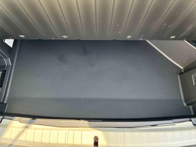 プリウスＳハイブリッド　ナビ　バックカメラ　ＥＴＣ　プッシュボタンスタート　アルミホイール　電動格納ドアミラー　キーレスエントリー　フォグランプ（広島県）の中古車