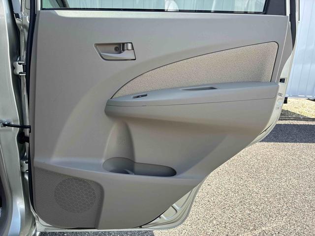 ムーヴＬ　ＳＡ福祉車両　フロントシートリフト　衝突被害軽減システム　ＣＤチューナー　アイドリングストップ　電動格納　マニュアルエアコン（広島県）の中古車