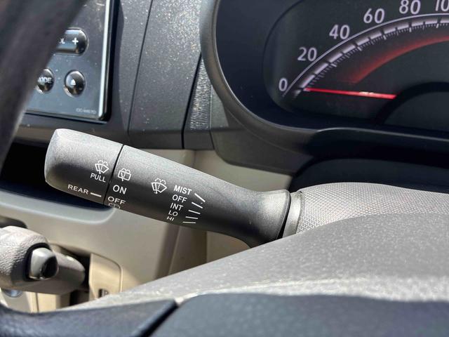 ムーヴＬ　ＳＡ福祉車両　フロントシートリフト　衝突被害軽減システム　ＣＤチューナー　アイドリングストップ　電動格納　マニュアルエアコン（広島県）の中古車