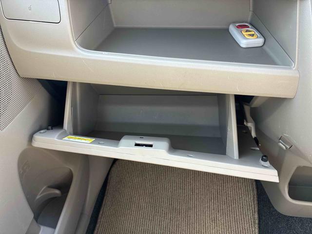 ムーヴＬ　ＳＡ福祉車両　フロントシートリフト　衝突被害軽減システム　ＣＤチューナー　アイドリングストップ　電動格納　マニュアルエアコン（広島県）の中古車