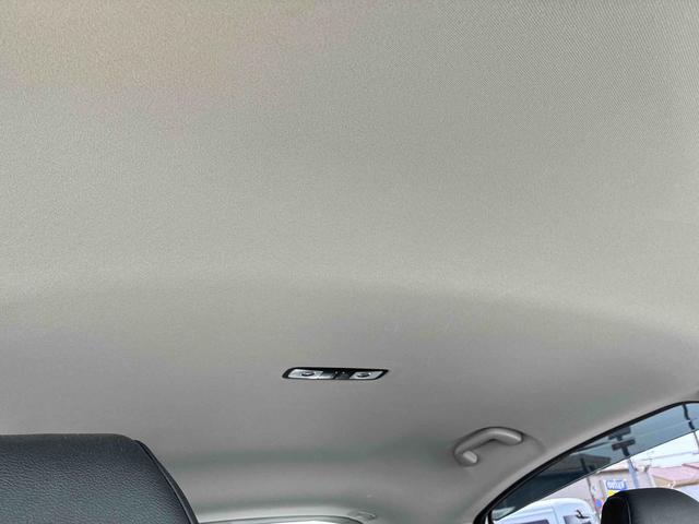 ヴェゼルハイブリッドＺ・ホンダセンシングオートエアコン　電動格納ドアミラー　ナビ　バックカメラ　ＥＴＣ　ＬＥＤヘッドライト　フォグランプ　プッシュボタンスタート　電子パーキング　クルーズコントロール　衝突被害軽減システム　アルミホイール（広島県）の中古車