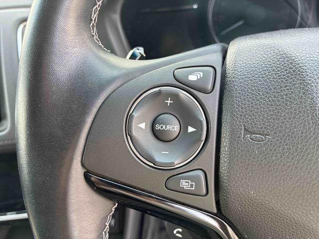 ヴェゼルハイブリッドＺ・ホンダセンシングオートエアコン　電動格納ドアミラー　ナビ　バックカメラ　ＥＴＣ　ＬＥＤヘッドライト　フォグランプ　プッシュボタンスタート　電子パーキング　クルーズコントロール　衝突被害軽減システム　アルミホイール（広島県）の中古車