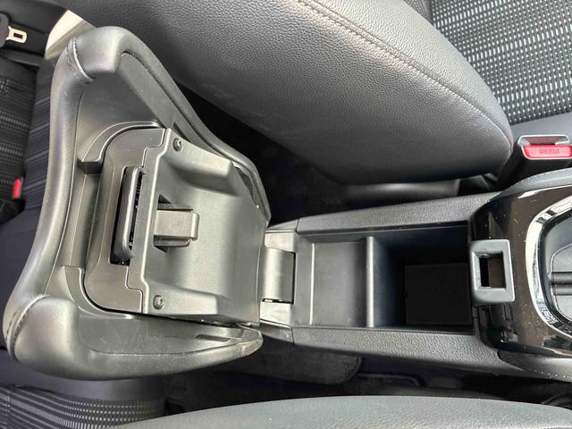 ヴェゼルハイブリッドＺ・ホンダセンシングオートエアコン　電動格納ドアミラー　ナビ　バックカメラ　ＥＴＣ　ＬＥＤヘッドライト　フォグランプ　プッシュボタンスタート　電子パーキング　クルーズコントロール　衝突被害軽減システム　アルミホイール（広島県）の中古車