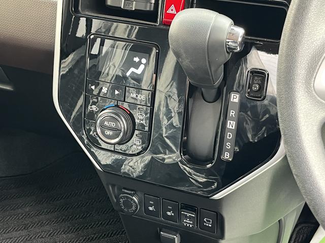 トールＧ　リミテッドII　ＳＡIIIＬＥＤヘッドライト　ナビゲーション　ドライブレコーダー　後席モニター　両側パワースライドドア　前席シートヒーター　禁煙車　記録簿　認定中古車　レーンアシスト　衝突回避支援システム搭載車（島根県）の中古車