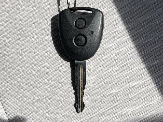 ミライースＬ　ＳＡIIIキーレスエントリー　クリアランスソナー　禁煙車　記録簿　認定中古車　レーンアシスト　オートマチックハイビーム　衝突回避支援システム搭載車（島根県）の中古車