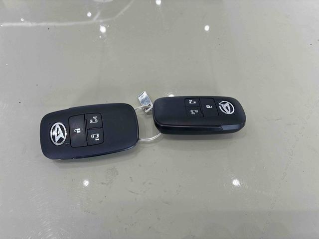 ムーヴキャンバスストライプスGツートンカラー LEDヘッドライト 運転席/助手席シートヒーター 両側パワ−スライドドア レーンアシスト(島根県)の中古車