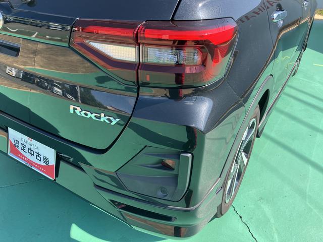 ロッキープレミアムＧ　ＨＥＶ記録簿　ＡＢＳ　アルミホイール　スマートキー　１オーナー　キーレスエントリー　禁煙　エアバッグ（山口県）の中古車