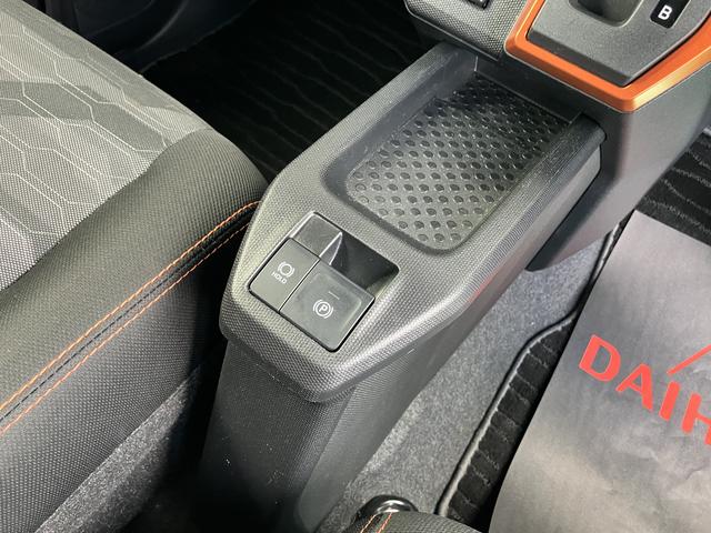 タフトＧ運転席助手席エアバッグ　被害軽減ブレーキ　Ｉストップ　スマートキー＆プッシュスタート　禁煙　車線逸脱防止　点検記録簿　１オーナー　ナビＴＶ　ＥＴＣ　盗難防止システム　オートマチックハイビーム　ＡＢＳ（山口県）の中古車