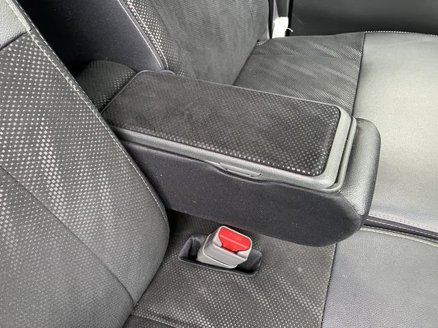 タントカスタムＲＳ　トップエディションＳＡII両側パワードア　前後誤発進抑制　キーフリーシステム　ＬＥＤヘッドライト　ターボ　スマートキー　アルミ　電動格納ドアミラー　オートライト　ナビ　レーンアシスト　盗難防止システム　Ｗエアバック　エアバック（山口県）の中古車