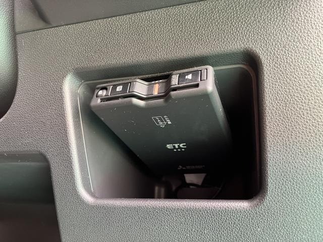 ウェイクＧターボリミテッドＳＡIII踏み間違え防止　禁煙　両側電動パワースライドドア　イモビライザー　カーナビ　キーフリーキー　エコアイドル　ワンオーナー車　ＬＥＤ　オートライト　スマートキー　安全ボディ　アルミホイール　エアバッグ（山口県）の中古車