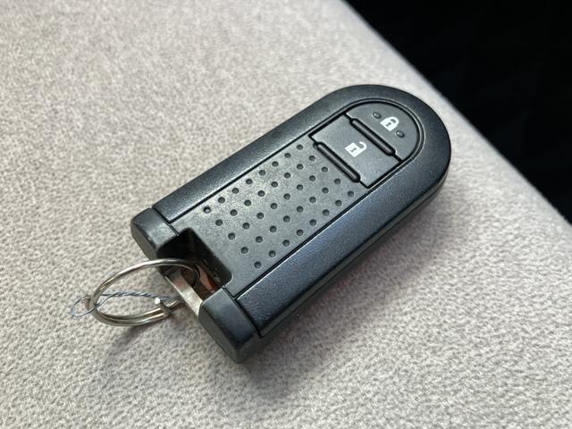 キャストスタイルＸ　ＳＡII前後誤発進抑制　車線逸脱警告　イモビライザー　禁煙車　キーレスエントリー　電動格納ミラー　オートライト　スマートキー　アイドリングストップ　ワンオーナー　ＡＢＳ　ナビ＆ＴＶ　衝突安全ボディ　エアバッグ（山口県）の中古車