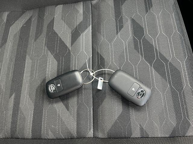 タフトＧターボ　ダーククロムベンチャー禁煙　ムーンルーフ　ターボ車　エアバッグ　記録簿　スマートキー　キーフリー　アルミホイール　ＡＢＳ　ワンオーナー車（山口県）の中古車
