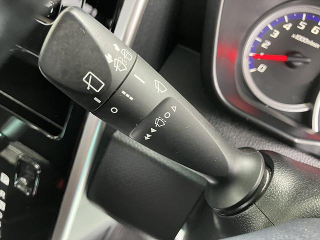 トールカスタムＧ　ＳＡII１オーナ　衝突被害軽減　電動格納ドアミラー　ＬＥＤ　エアバッグ　両側パワスラドア　レーンアシスト　禁煙車　キーフリーシステム　エコアイドル　アルミホイール　スマートキー　記録簿　オートライト　ＡＢＳ（山口県）の中古車