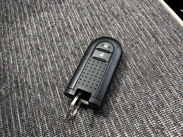 ミラトコットＧ　リミテッド　ＳＡIIIｉ−ｓｔｏｐ　禁煙　ブレーキサポート　イモビライザー　オートＬＥＤ　ＬＥＤ　ワンオーナーカー　車線逸脱警報　記録簿　スマートキー＆プッシュスタート　キーフリーキー　オートライト　ＡＢＳ　エアＢ　ナビ（山口県）の中古車
