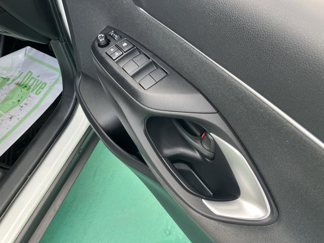 ヤリスクロスハイブリッドＧ（山口県）の中古車