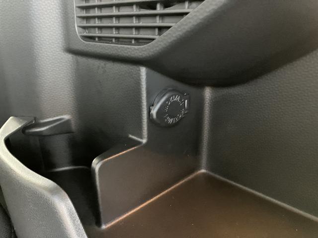 トールカスタムＧ　ターボ両側パワスラドア　衝突回避支援ブレーキ機能　ＬＫＡ　ＬＥＤライト　Ｉ−ＳＴＯＰ　電動格納ミラー　キーフリーシステム　ワンオーナー　アルミ　禁煙車　ターボエンジン　盗難防止システム　記録簿　スマートキー（山口県）の中古車