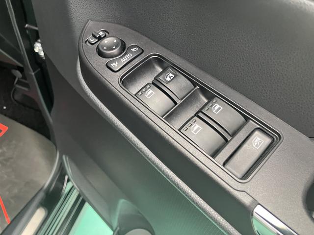 タントカスタムＲＳ両側パワスライドドア　レーンキープＡ　ＩＳＴＯＰ　オートミラー　オートＬＥＤ　ターボエンジン　ナビ付き　ＬＥＤライト　１オーナー　キーフリー　セキュリティ　安全ボディー　アルミホイール　ＡＢＳ（山口県）の中古車