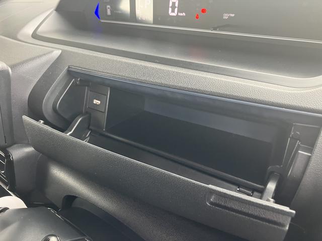 タントカスタムＲＳ両側パワスライドドア　レーンキープＡ　ＩＳＴＯＰ　オートミラー　オートＬＥＤ　ターボエンジン　ナビ付き　ＬＥＤライト　１オーナー　キーフリー　セキュリティ　安全ボディー　アルミホイール　ＡＢＳ（山口県）の中古車