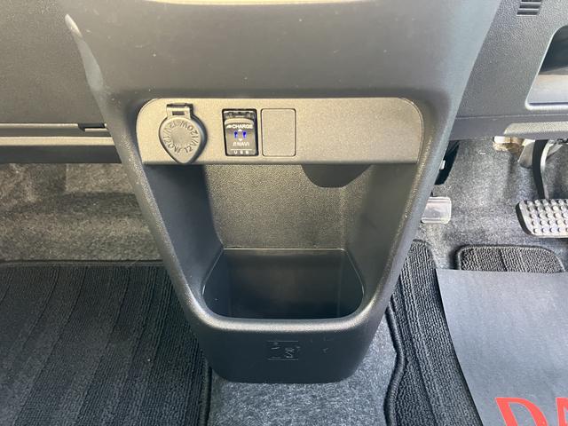 ムーヴキャンバスＧメイクアップリミテッド　ＳＡIII禁煙　パノラミックビューモニター　プッシュスタートスマートキー　カーナビ　キーレスエントリー　ドラレコ　記録簿　１オーナ（山口県）の中古車