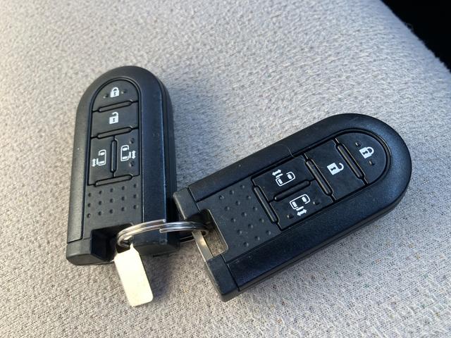 ムーヴキャンバスＧメイクアップリミテッド　ＳＡIII禁煙　パノラミックビューモニター　プッシュスタートスマートキー　カーナビ　キーレスエントリー　ドラレコ　記録簿　１オーナ（山口県）の中古車