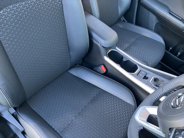 ロッキープレミアムＧ　ＨＥＶ電動格納式ドアミラー　アルミホイル　ＬＥＤライト　Ｓヒーター　スマートキー　キーフリー　３６０°モニター（山口県）の中古車