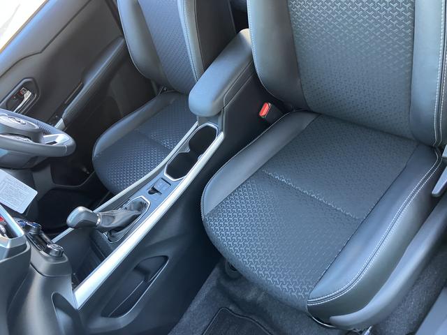 ロッキープレミアムＧ　ＨＥＶ電動格納式ドアミラー　アルミホイル　ＬＥＤライト　Ｓヒーター　スマートキー　キーフリー　３６０°モニター（山口県）の中古車