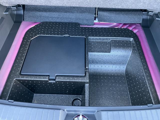 ロッキープレミアムＧ　ＨＥＶ電動格納式ドアミラー　アルミホイル　ＬＥＤライト　Ｓヒーター　スマートキー　キーフリー　３６０°モニター（山口県）の中古車