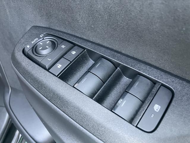 ヤリスクロスハイブリッドＧ（山口県）の中古車