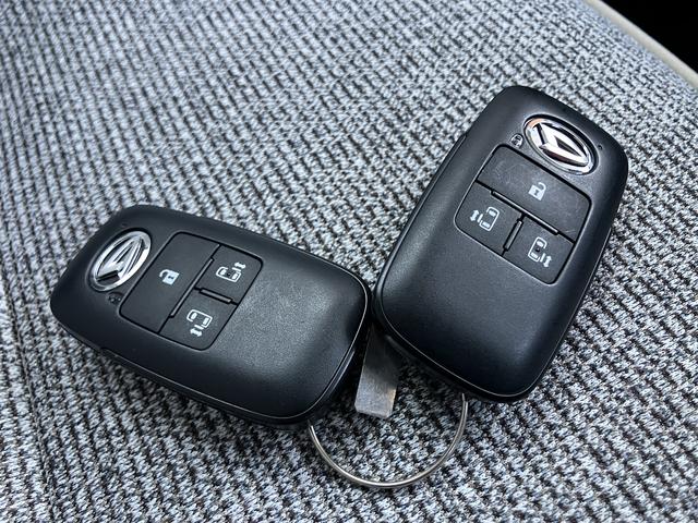 ムーヴキャンバスストライプスＧスマートキープッシュスタート　キーフリーキー　運転席エアバック　ＡＢＳ（山口県）の中古車