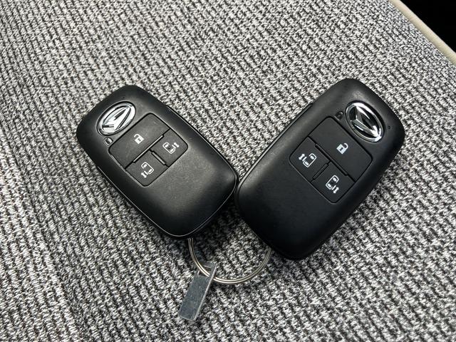 ムーヴキャンバスストライプスＧスマートキープッシュスタート　キーフリーキー　運転席エアバック　ＡＢＳ（山口県）の中古車