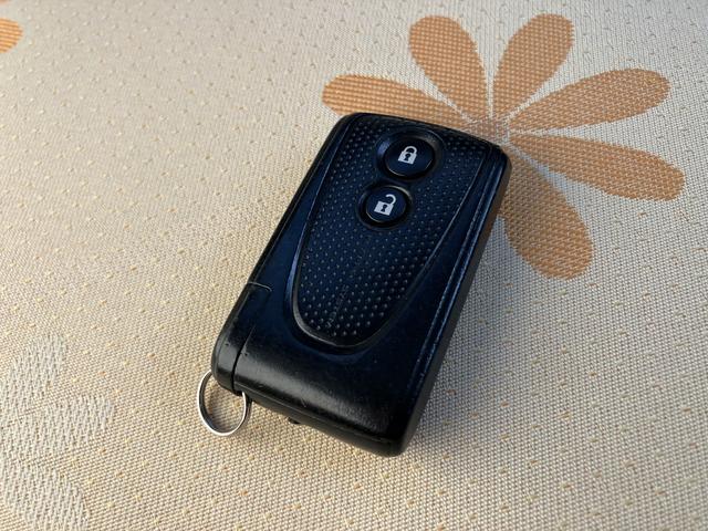 ミラココアココアＸインテリキー　運転席エアバック　キーレスキー　ＡＢＳ付　記録簿付き（山口県）の中古車