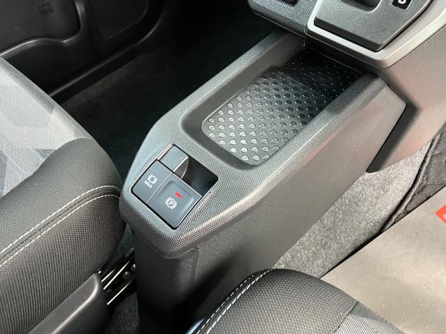 タフトＧターボ　ダーククロムベンチャーキーフリーシステム　ターボ車　ムーンルーフ　エアバック　アルミホイール　スマートキー　ＡＢＳ（山口県）の中古車