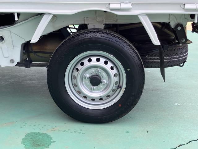 ハイゼットトラックスタンダードパワステ付　切替式４ＷＤ　エアコン付　シングルエアバッグ　ＡＢＳ　エコアイドル　衝突回避支援ブレーキ機能　安全ボディ　助手席エアバッグ　オートマチックハイビーム　レーンキープ（山口県）の中古車