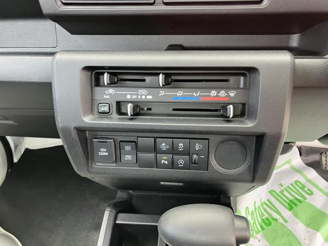 ハイゼットトラックスタンダードパワステ付　切替式４ＷＤ　エアコン付　シングルエアバッグ　ＡＢＳ　エコアイドル　衝突回避支援ブレーキ機能　安全ボディ　助手席エアバッグ　オートマチックハイビーム　レーンキープ（山口県）の中古車