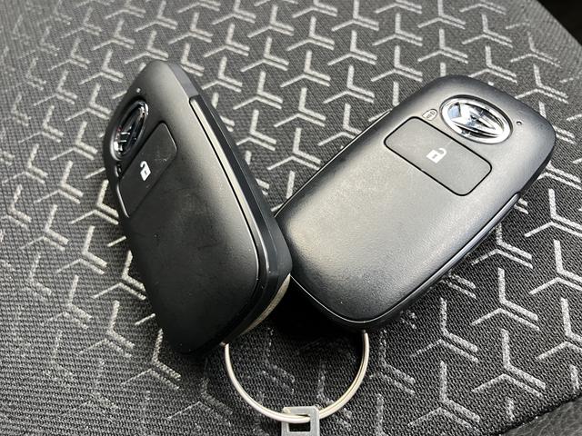 ロッキープレミアムＧ　ＨＥＶキーフリーシステム　アルミホイール　スマートキー　ＡＢＳ　エアバック（山口県）の中古車