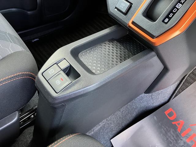 タフトＧスマキー　アルミ　キーフリー　エアバック　ＡＢＳ　サンル−フ　ＬＥＤへッドライト　衝突回避システム　Ｗエアバッグ　電動格納式ドアミラー　衝突安全ボディ　オートマチックハイビーム　レーンキープアシスト（山口県）の中古車