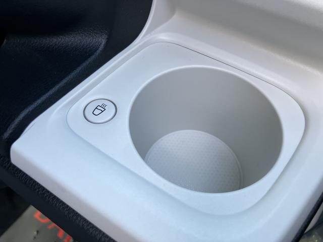 ムーヴキャンバスストライプスＧインテリキー　キーフリー　エアバック　ＡＢＳ　車線逸脱　運転席助手席エアバッグ　アイスト　イモビライザー　衝突安全ボディ　ＬＥＤライト　オートハイビーム　オートライト　ハンズフリー両側電動ドア（山口県）の中古車