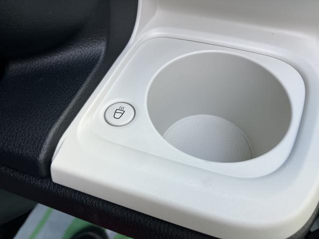 ムーヴキャンバスストライプスＧ車線逸脱　運転席助手席エアバッグ　アイスト　インテリキー　イモビライザー　衝突安全ボディ　キーフリー　ＬＥＤライト　エアバック　オートハイビーム　オートライト　ＡＢＳ　ハンズフリー両側電動ドア（山口県）の中古車