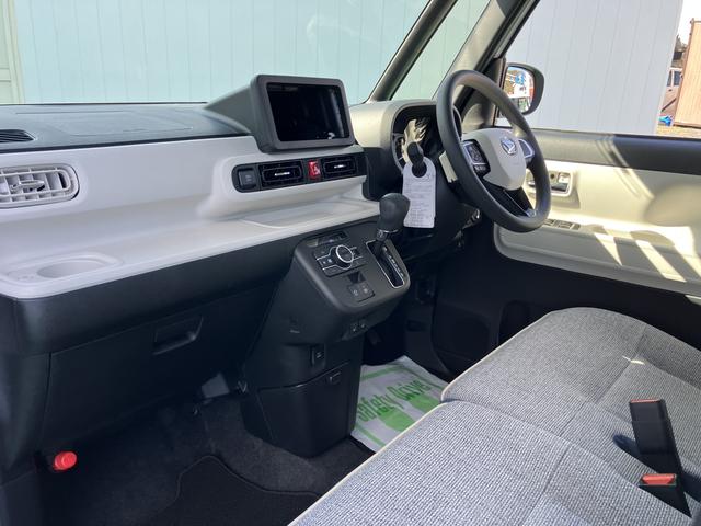 ムーヴキャンバスストライプスＧ車線逸脱　運転席助手席エアバッグ　アイスト　インテリキー　イモビライザー　衝突安全ボディ　キーフリー　ＬＥＤライト　エアバック　オートハイビーム　オートライト　ＡＢＳ　ハンズフリー両側電動ドア（山口県）の中古車